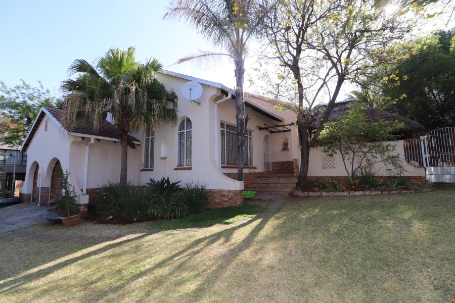 To Let 4 Bedroom Property for Rent in Wilkoppies North West